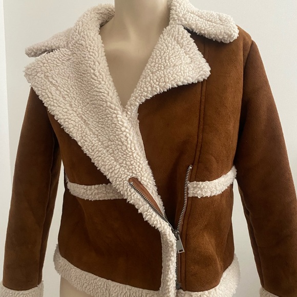 WINTER COAT AS SHOWN SIZE S 4-6🛍 - Picture 2 of 13